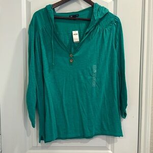 Gap women’s Pullover Shirt with Hood